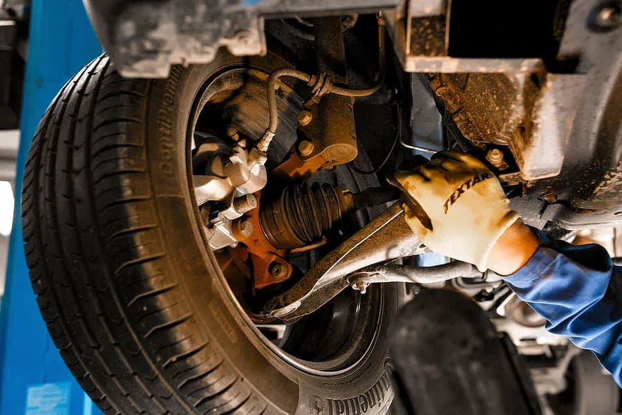 Как диагностировать и устранить проблемы с системой подвески?